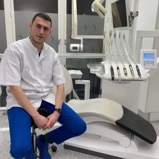 Dr Nikolay Mitov